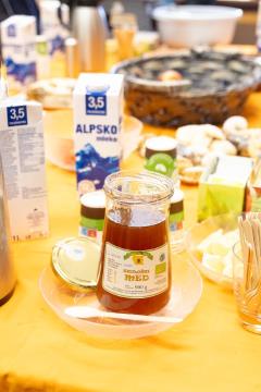 PIVKA DRŽAVNO TEKMOVANJE MLADIH ČEBELARJEV 11.5.2024 - Valter Leban-9920 (Small)